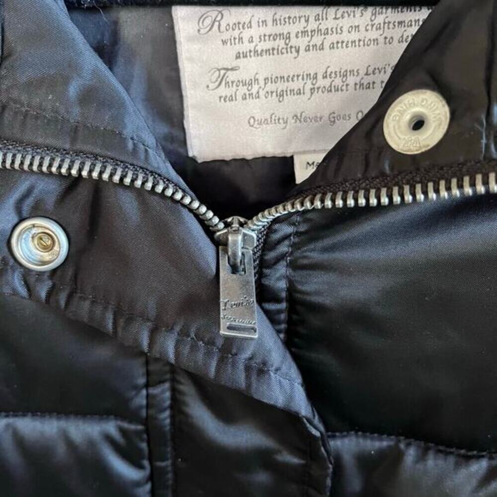 LEVIS Vintage Black Puffer Bomber‎ Jacket  (I352) - Picture 5 of 7